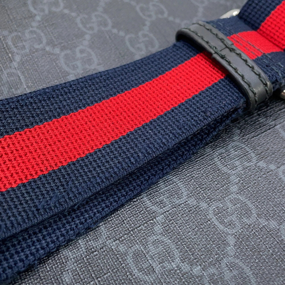 GUCCI Authentic Black Shoulder Bag - Picture 14 of 16